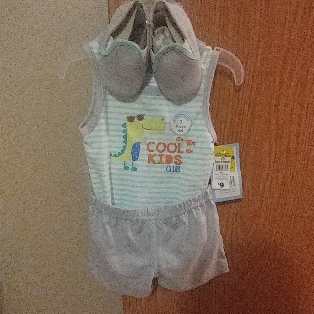3 pc infant summer outfit with shoes